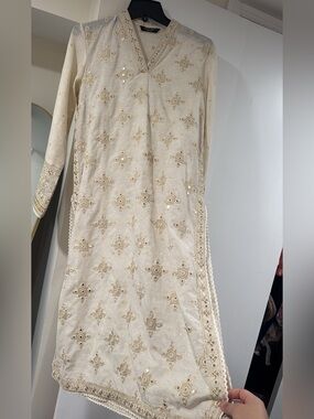 Pakistani sheesha work limelight suit